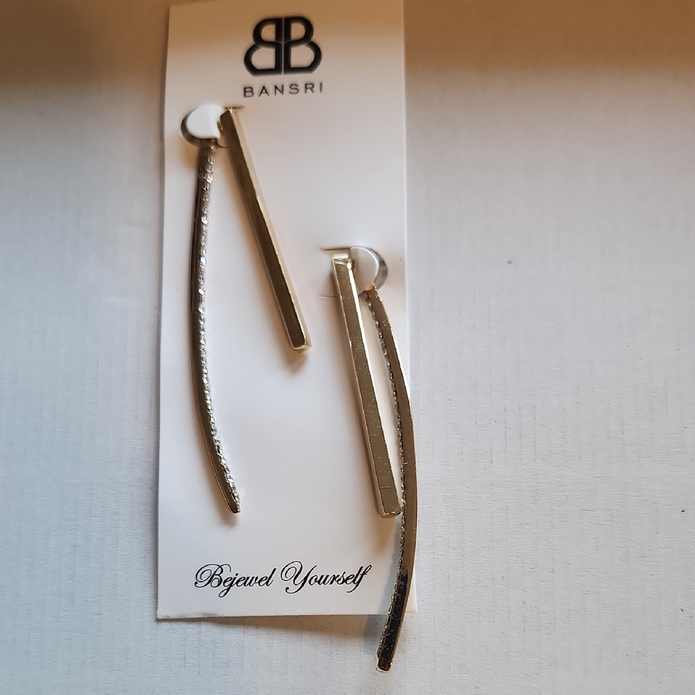 Bansri Gold And Diamond Earrings